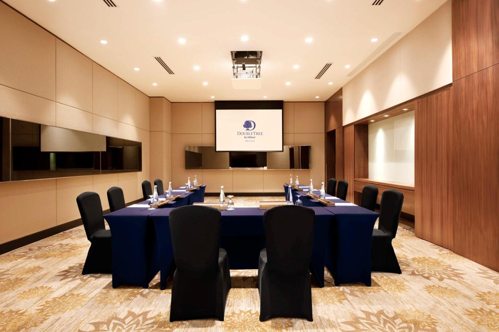 马六甲希尔顿逸林酒店 Malacca 外观 照片 Meeting room